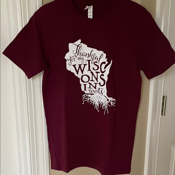 Wisconsin Roots T-shirt - Picture 2 of 5